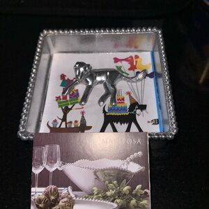 Mariposa cocktail napkin holder with Labrador weight